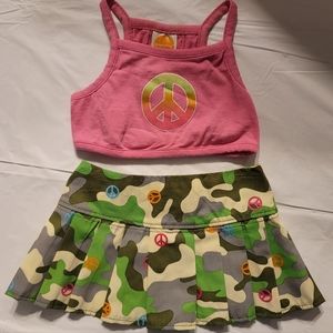 NWOT 2 pc. Camo peace shirt set Size M Simply Dog adorable and sassy 🐾